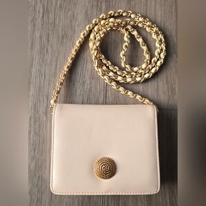 Monet Vintage Cream Crossbody Bag | Gold Chain Strap | Gold Emblem | Evening Bag
